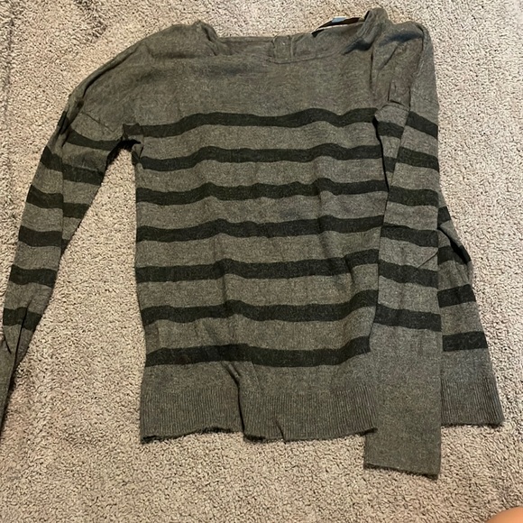 🖤🖤Ann Taylor loft Striped Drop Sleeve Sweater - Picture 10 of 10